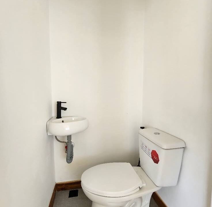 429676844_903695451762182_100029301435860521_n