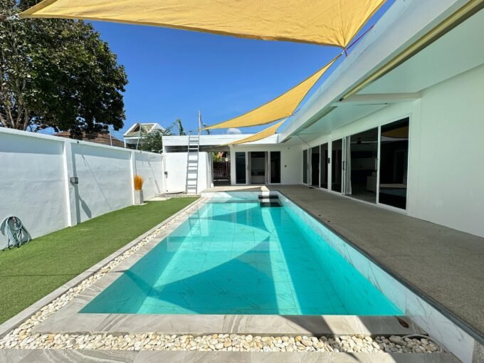 Pool Villa in Saiyaun