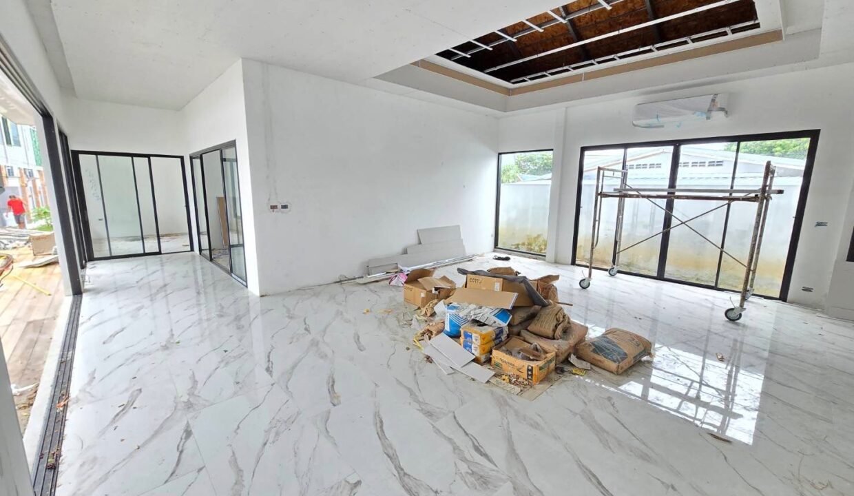 WhatsApp Image 2024-10-26 at 10.51.29_330c60db