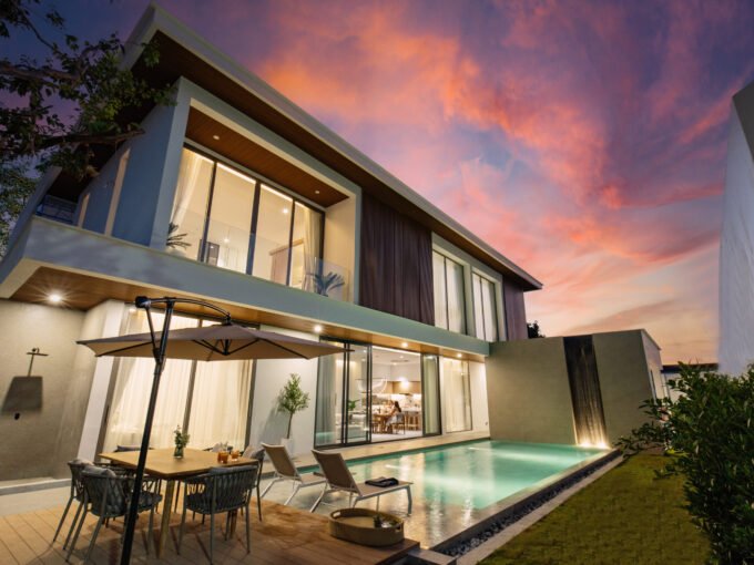 Rawai Luxury Pool Villa