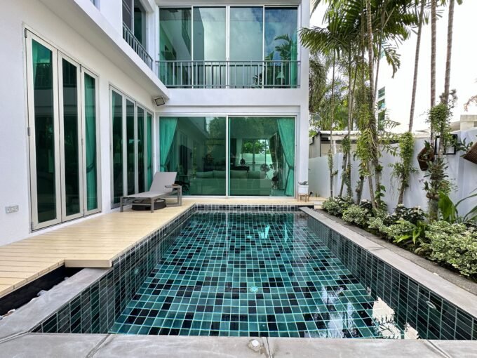 Stunning 3-Story Villa in Chalong – Long Term Rental