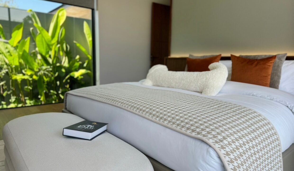 2C68F71E-8CB5-4BCE-A2B7-D9B579E37A87