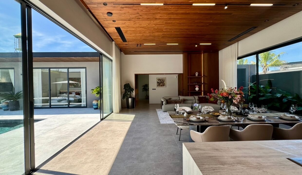 65F6C65F-A960-4D23-AB40-6AF4106FA544