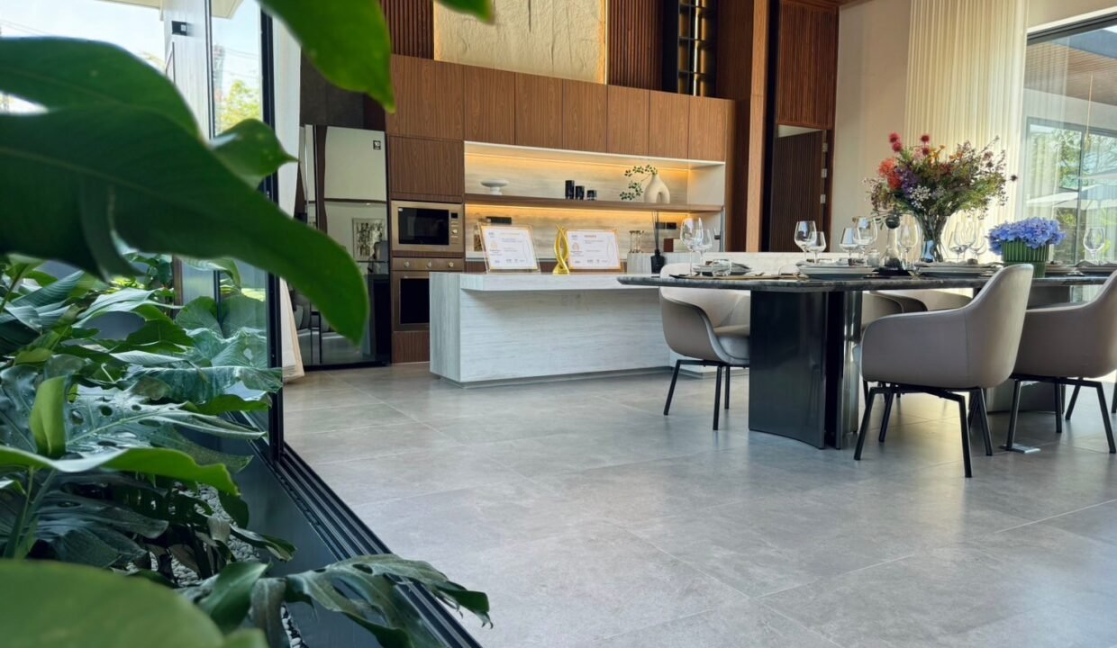 9C8F785B-8E9A-4591-A223-3C14D8A0E375