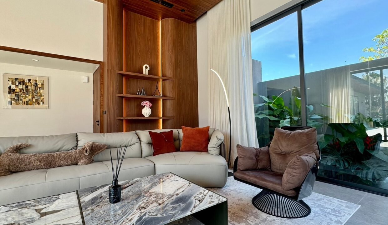 C1E41129-02D6-426D-AE65-584AE1B34DCE