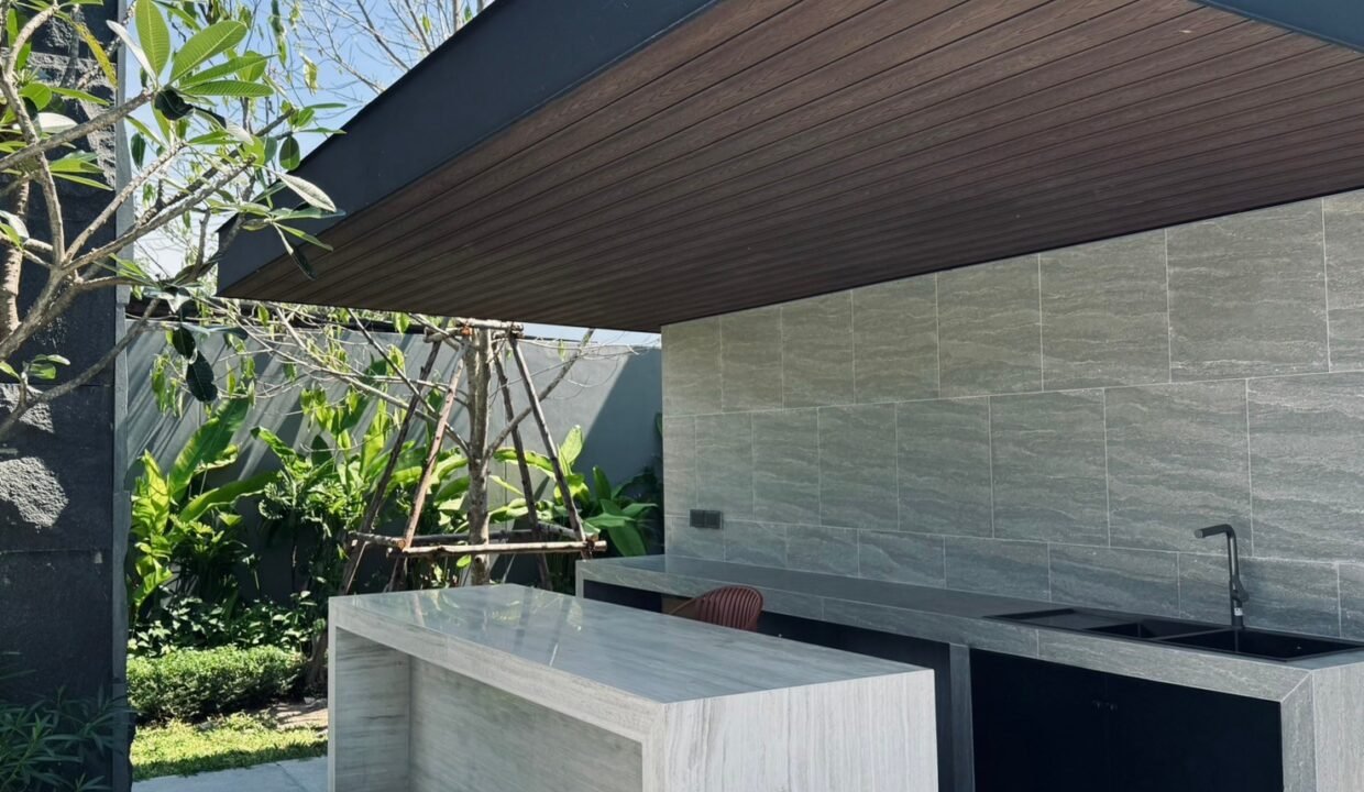 E0A2BACF-0181-4CEB-B158-F89659196C83