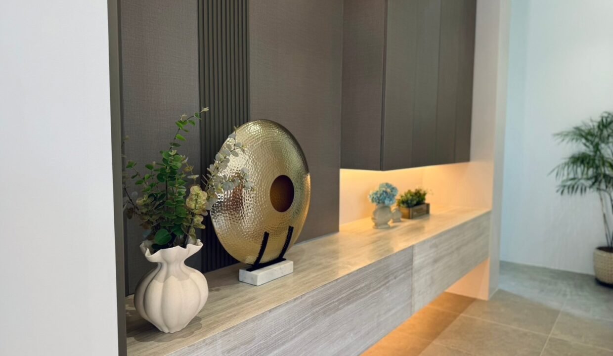 F91D3B57-D844-4B4B-8286-0EE8F504EFC9