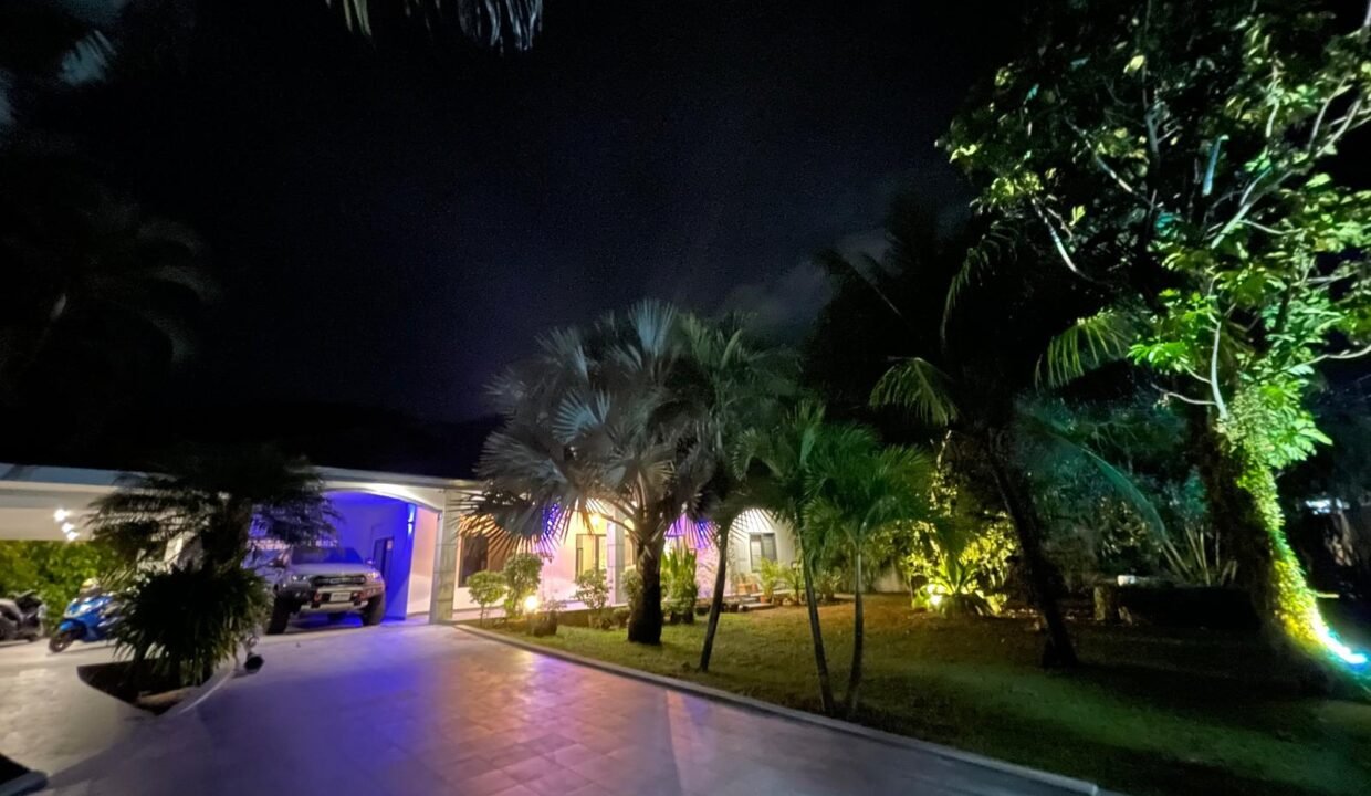 WhatsApp Image 2025-09-25 at 11.03.07 AM