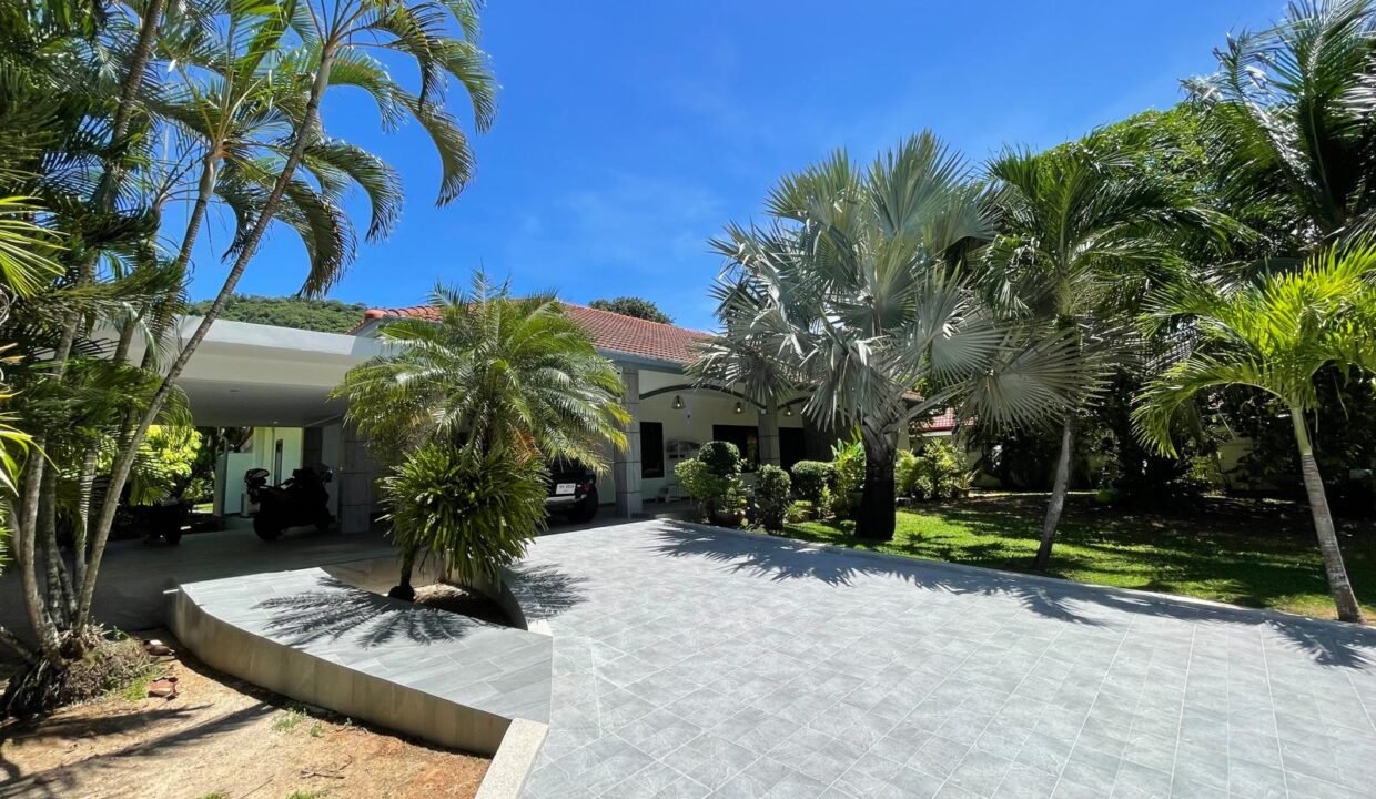 WhatsApp Image 2025-09-25 at 11.03.29 AM