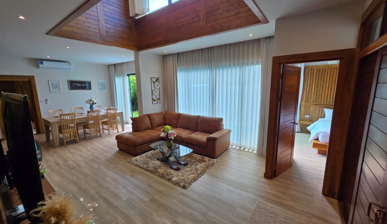 WhatsApp Image 2025-10-04 at 1.48.25 PM