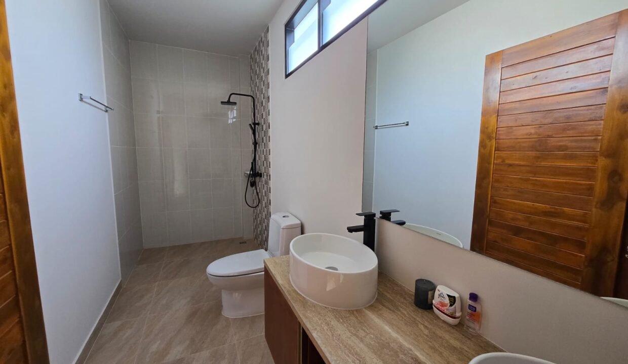 WhatsApp Image 2025-10-04 at 1.48.27 PM