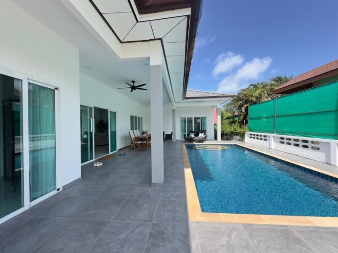 Exceptional 3-Bedroom Pool Villa for Rent in Rawai, Phuket