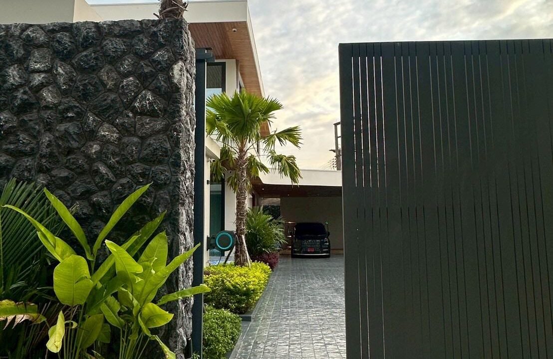 WhatsApp Image 2025-11-11 at 3.45.57 PM