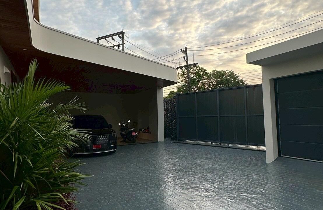 WhatsApp Image 2025-11-11 at 3.45.57 PM (3)