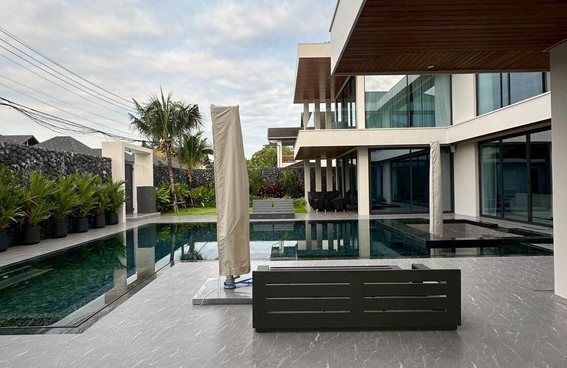 WhatsApp Image 2025-11-11 at 3.45.59 PM (2)