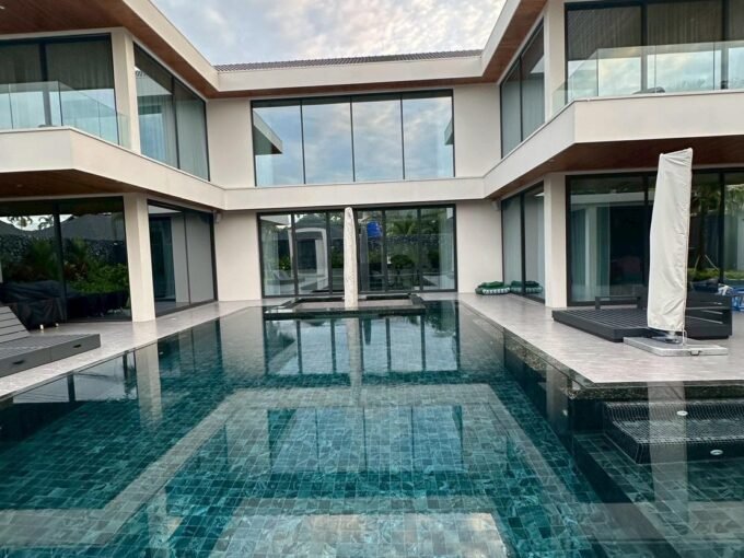 VILLA SAMAI – Architectural Masterpiece